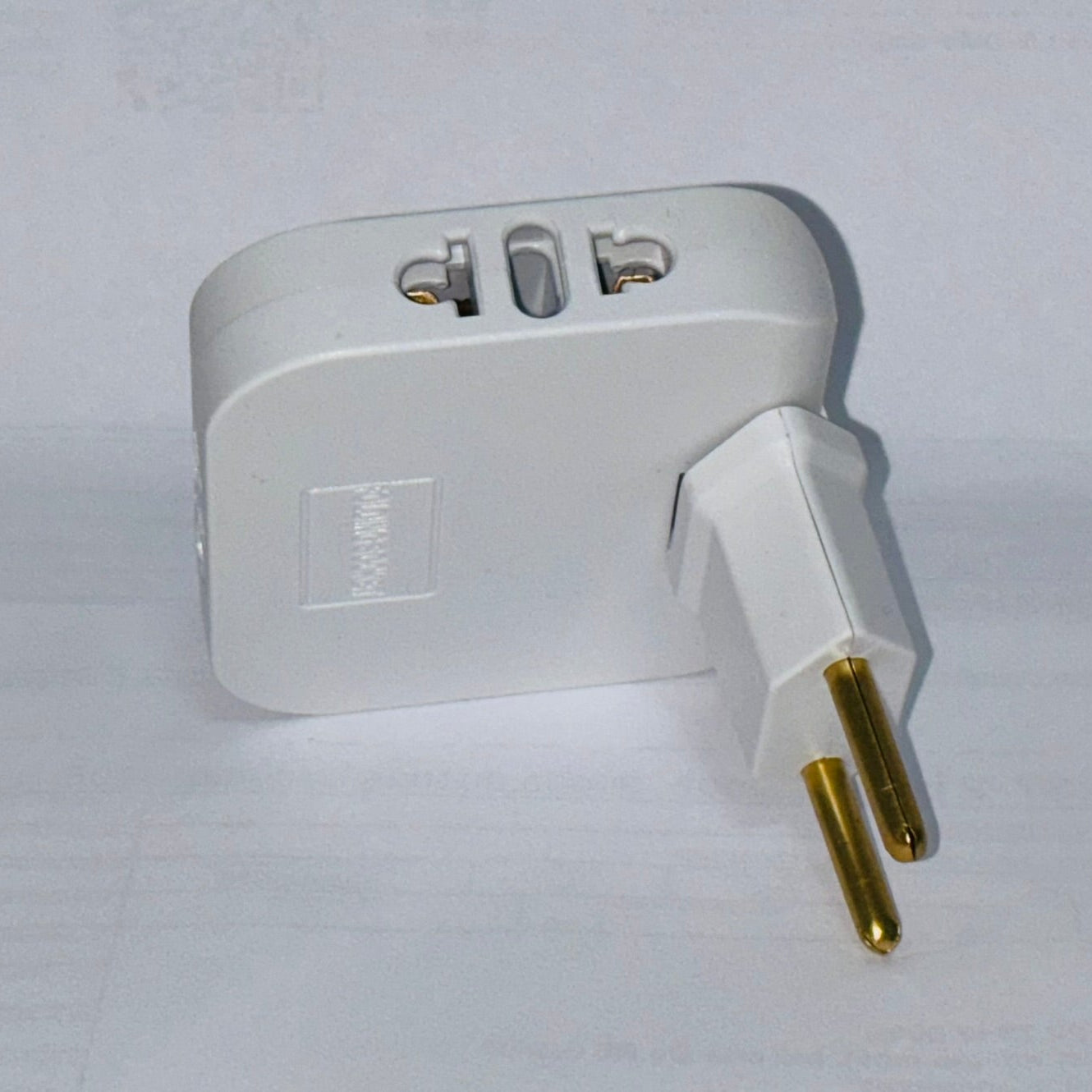 Promoção Black November - Adaptador Dobrável 20A com 3 Entradas