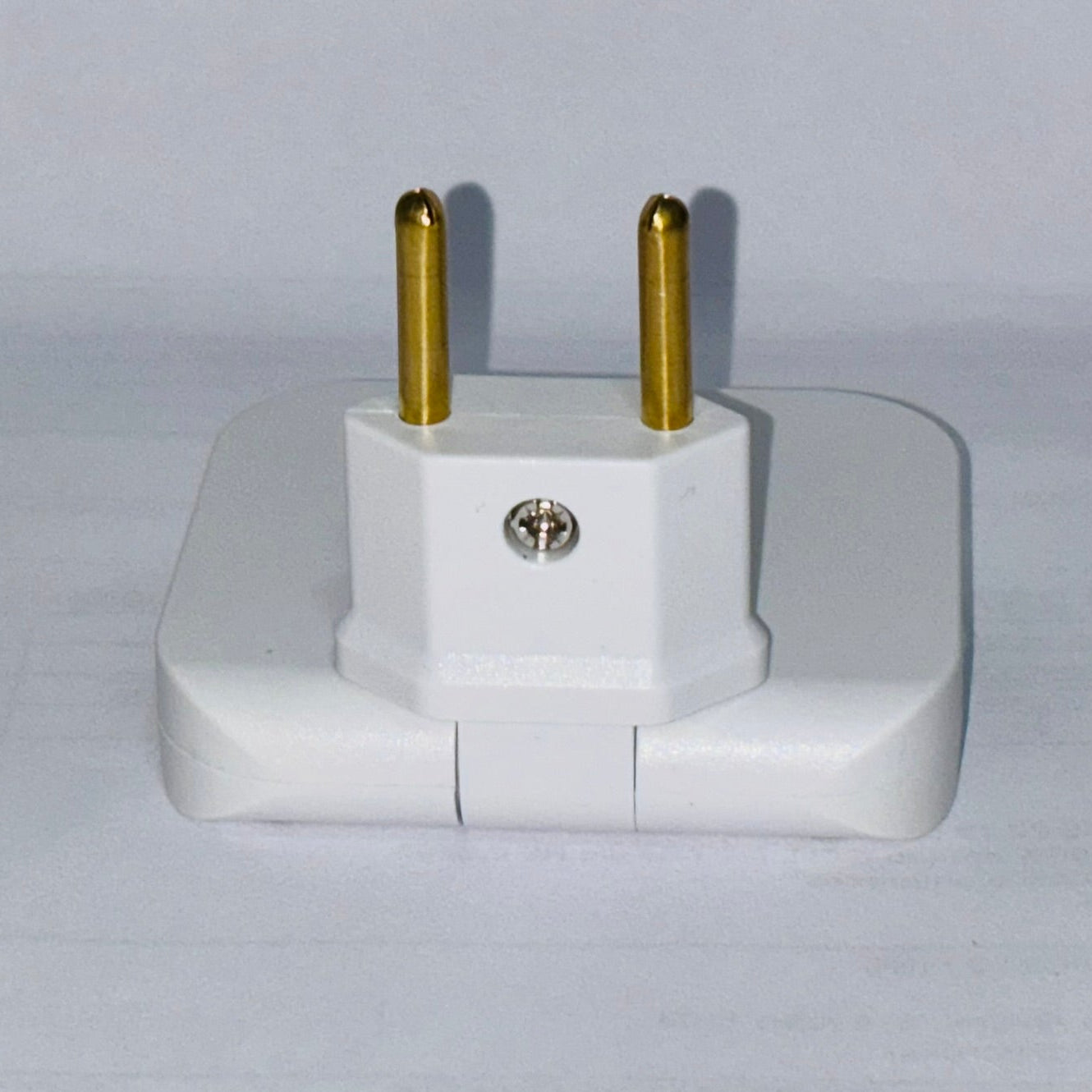 Adaptador Dobrável 20A com 3 Entradas